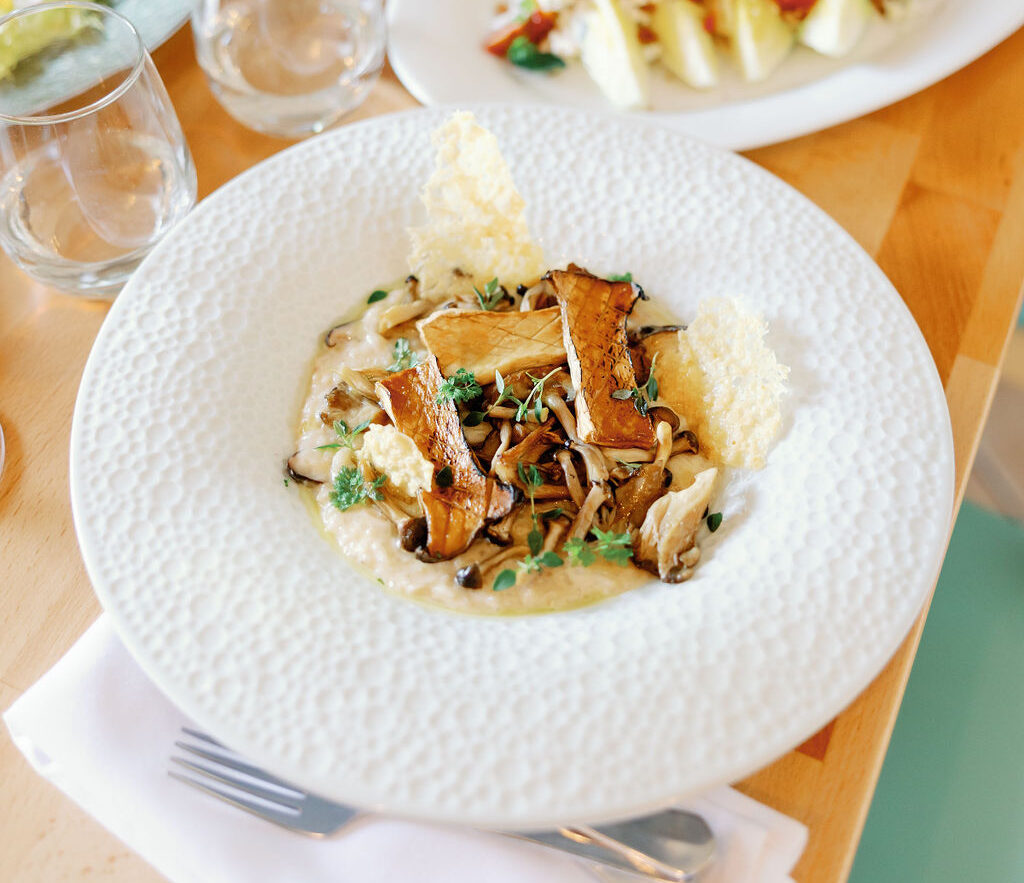 High-end fine dining experience with artfully presented culinary courses for Independence Day